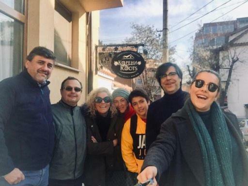 Roots Hotel And Wine Bar Plovdiv Exteriör bild